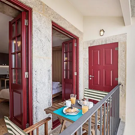 Downtown W/ Gorgeous Views By Lovelystay *